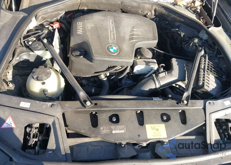 2013 BMW 528I xDrive z USA, uszkodzony, nr VIN WBAXH5C5XDDW16389